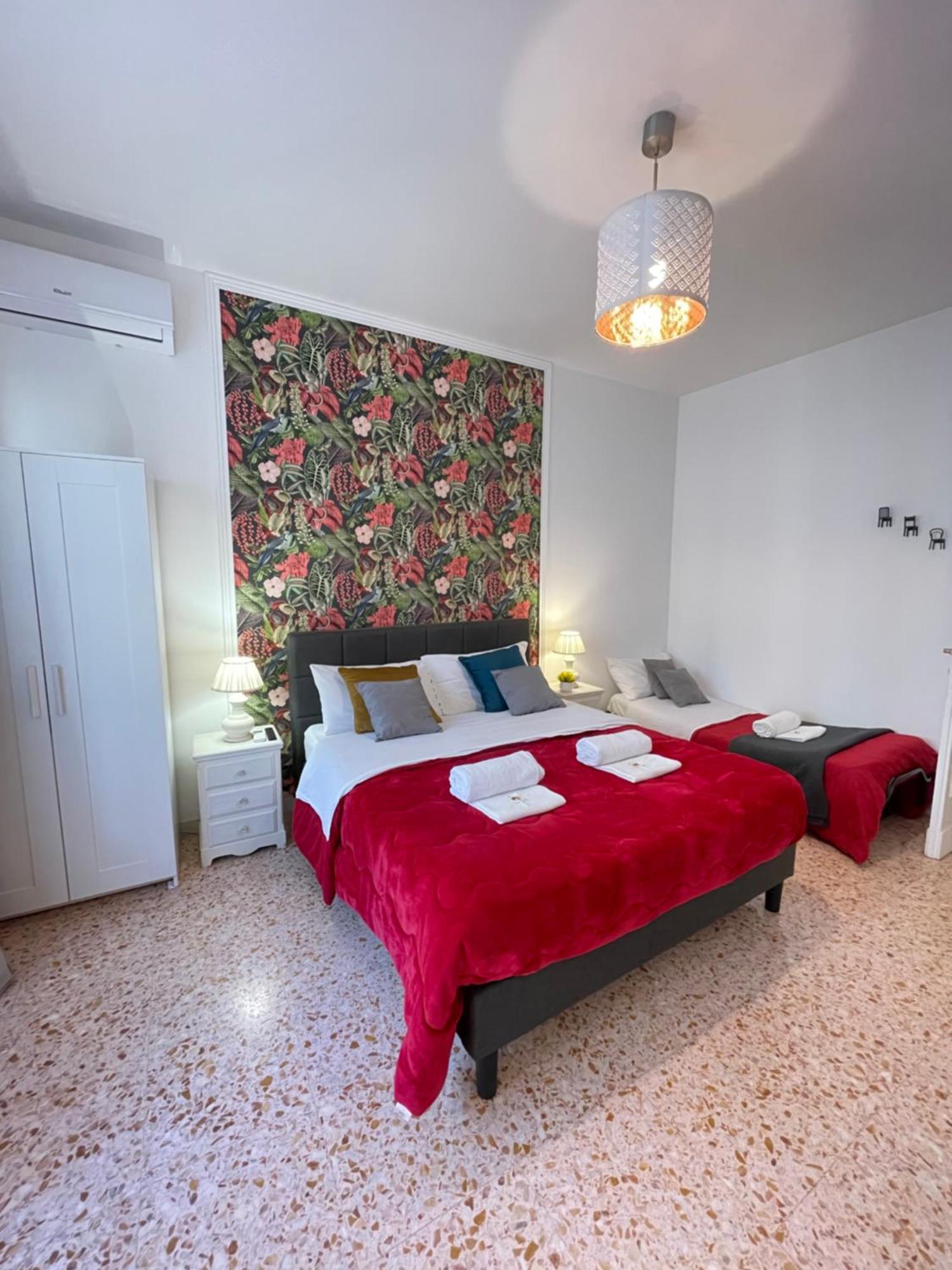 Forty1 Apartment Near Metro Cipro Rome Extérieur photo